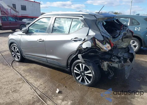 2019 Nissan Kicks Sv z USA, uszkodzony, nr VIN 3N1CP5CU2KL551981